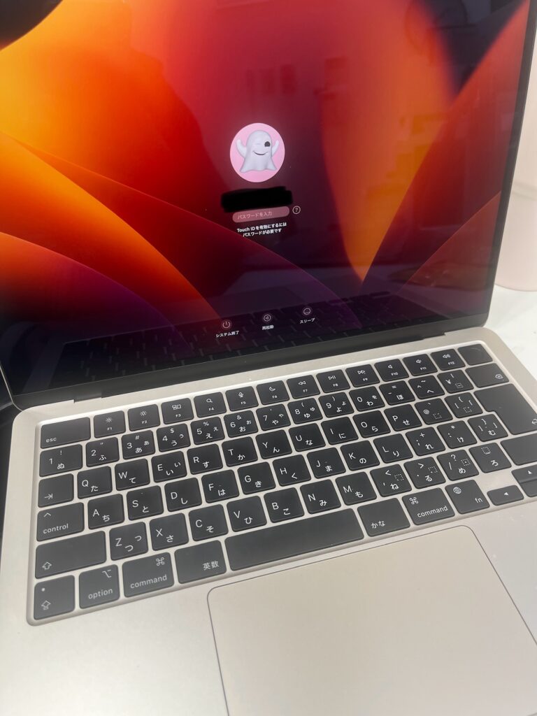 【MacBook修理】画面交換で直る症状と基板故障の見分け方 - 京都 iPhone修理 アイプラス イオンモール北大路店