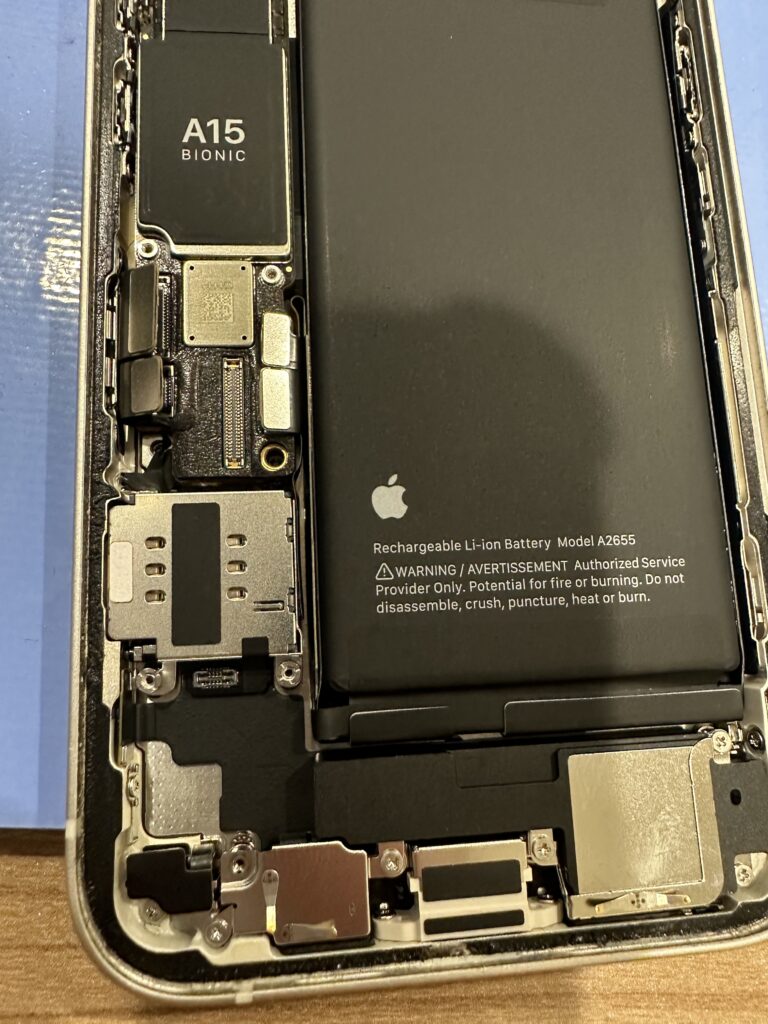 iPhone修理 上京区今出川エリア 格安修理